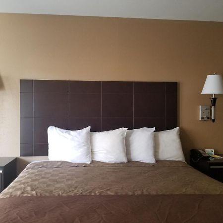 Sunburst Spa & Suites Motel Лос Анджелис Стая снимка