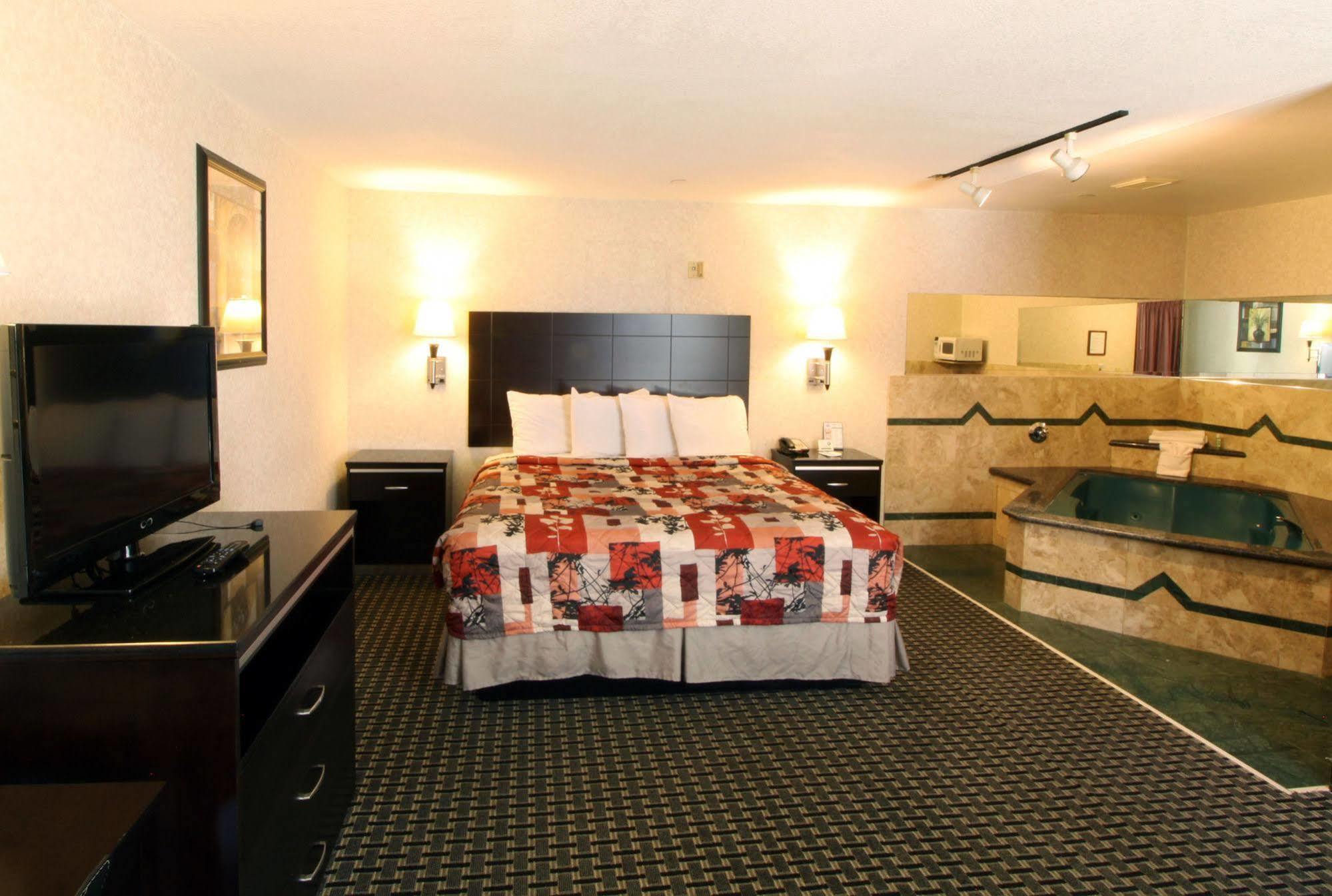 Sunburst Spa & Suites Motel Лос Анджелис Екстериор снимка
