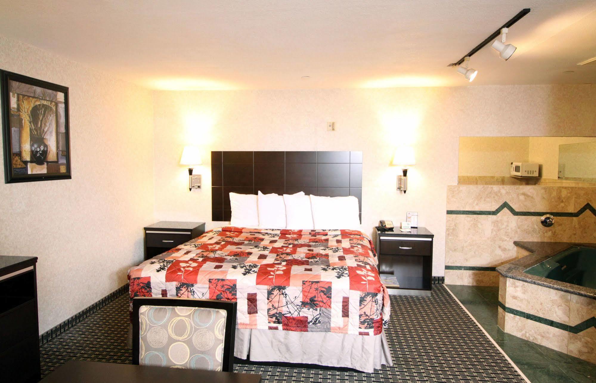 Sunburst Spa & Suites Motel Лос Анджелис Екстериор снимка