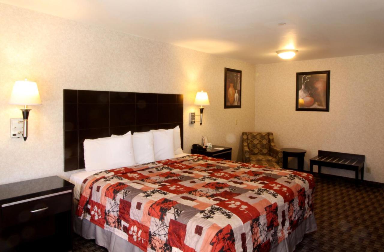Sunburst Spa & Suites Motel Лос Анджелис Стая снимка